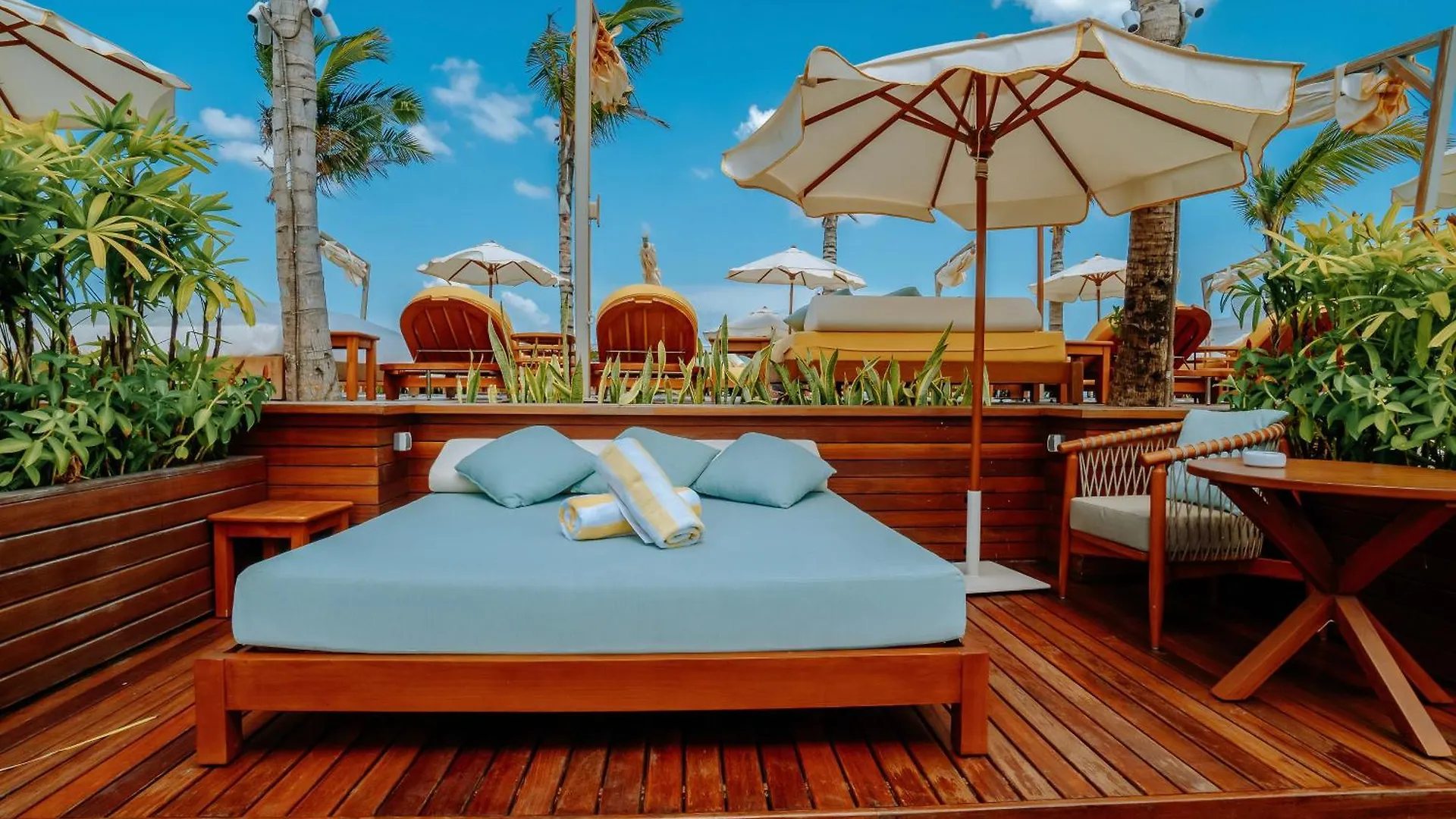 *****  Secana Beachtown Resort & Residences Canggu  Indonesia